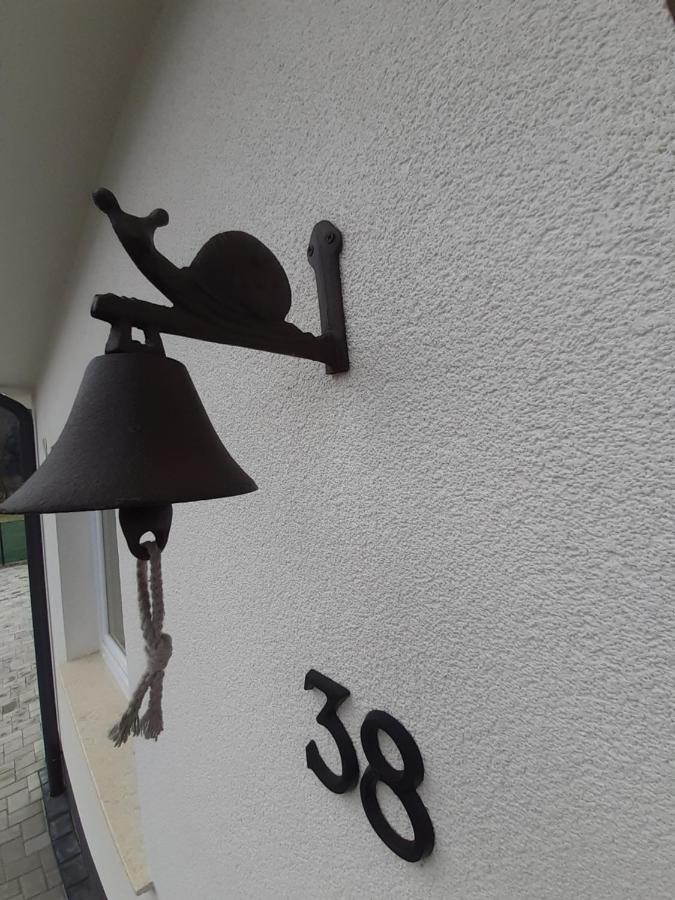 Hotel Dom Hills Bucovina Gura Humorului Exterior foto